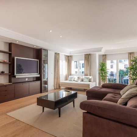 Bright Elegant 3Bdr Apartment In Puerto Banus Marbella Exterior photo