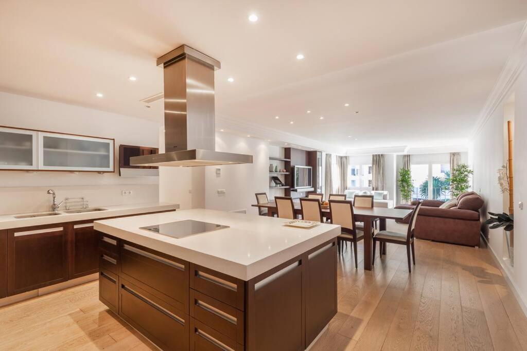 Bright Elegant 3Bdr Apartment In Puerto Banus Marbella Exterior photo