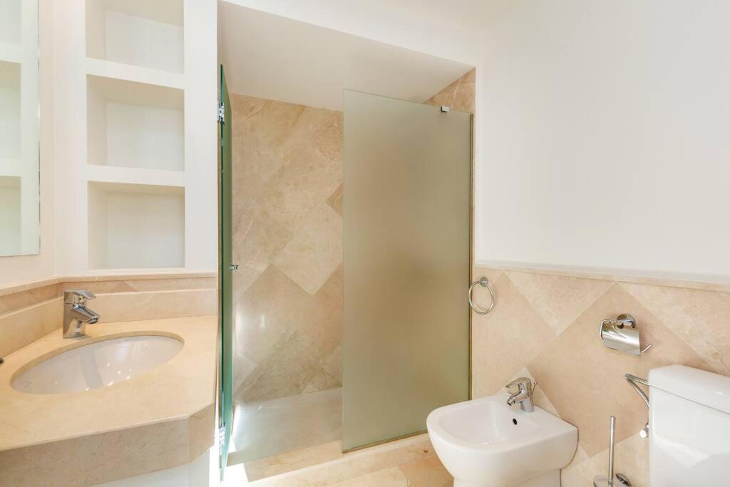Bright Elegant 3Bdr Apartment In Puerto Banus Marbella Exterior photo