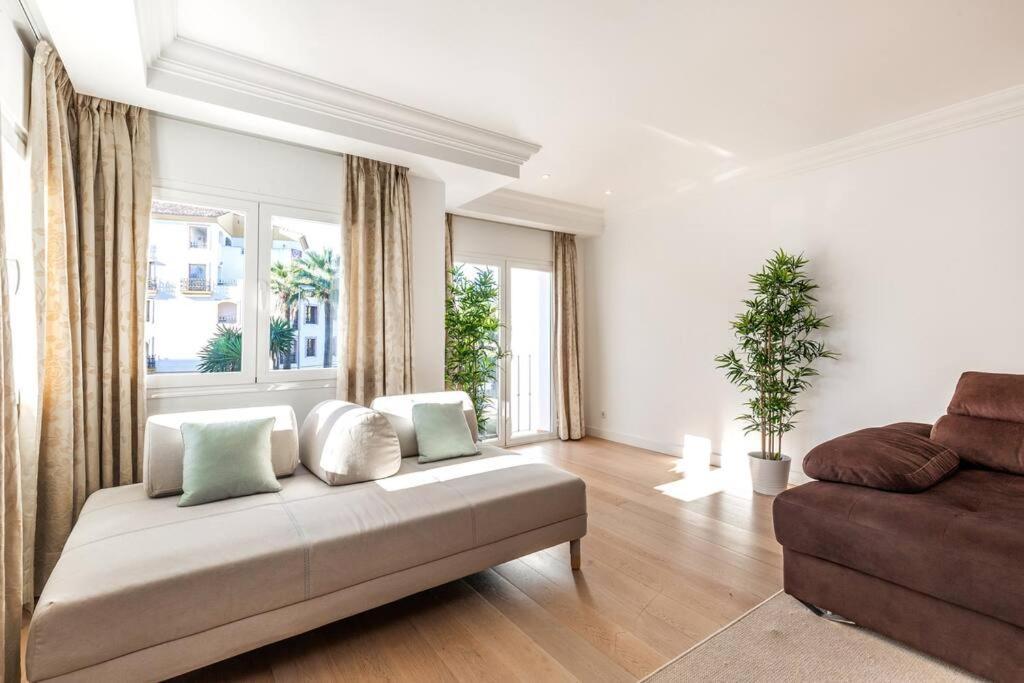 Bright Elegant 3Bdr Apartment In Puerto Banus Marbella Exterior photo